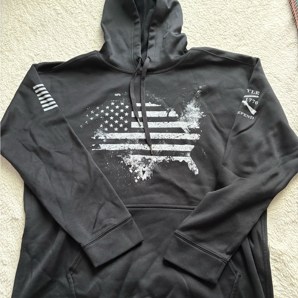 Grunt Style Black American Flag Graphic Hoodie for Men